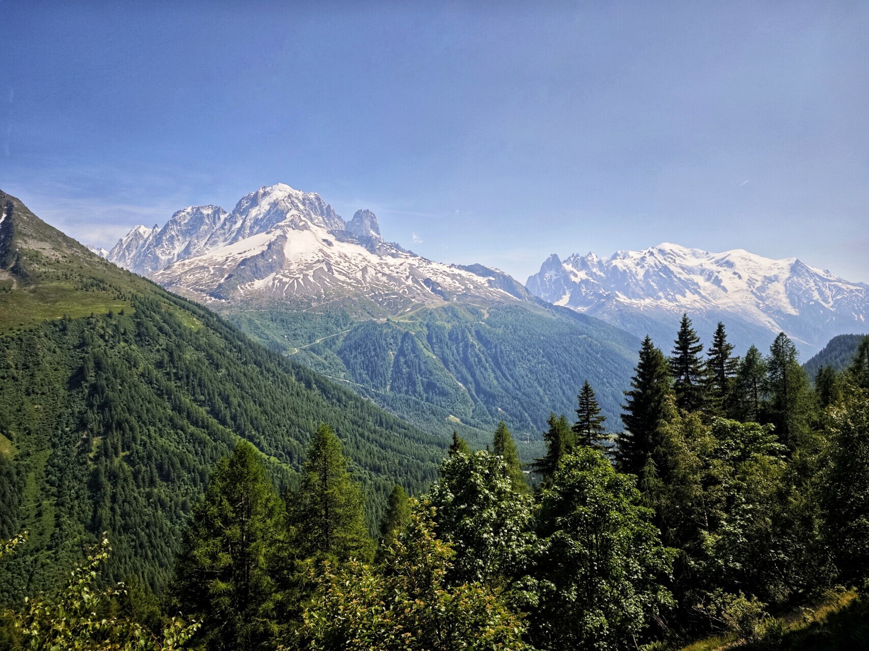 Grand Balcon Sud: TMB Stage 10, just 7 km but absolutely unforgettable
