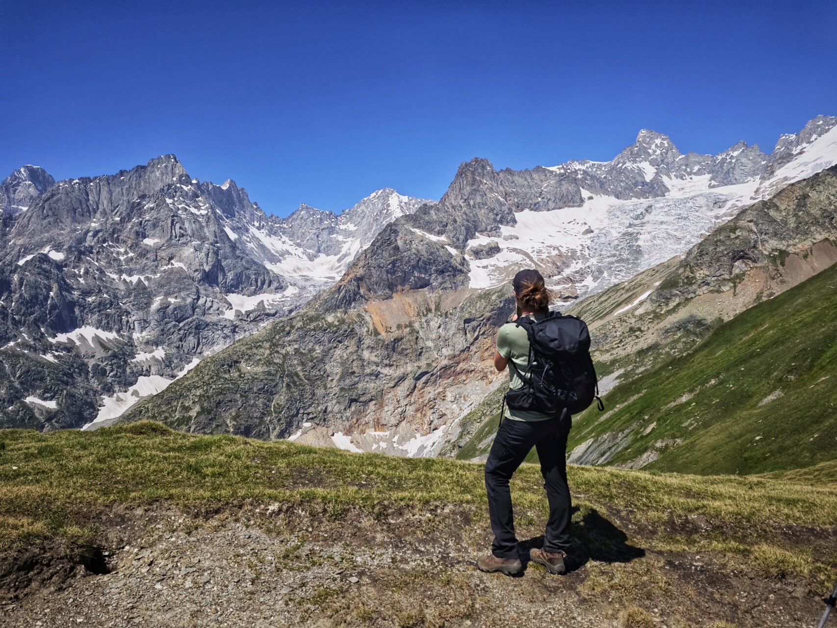 Grand Col Ferret: TMB Stage 6 - Crossing from Italy into Switzerland