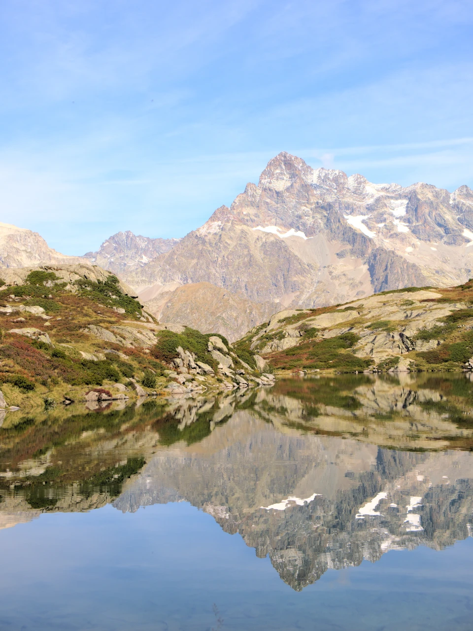 Reflection of the Olan in the Lacs de Pétarel