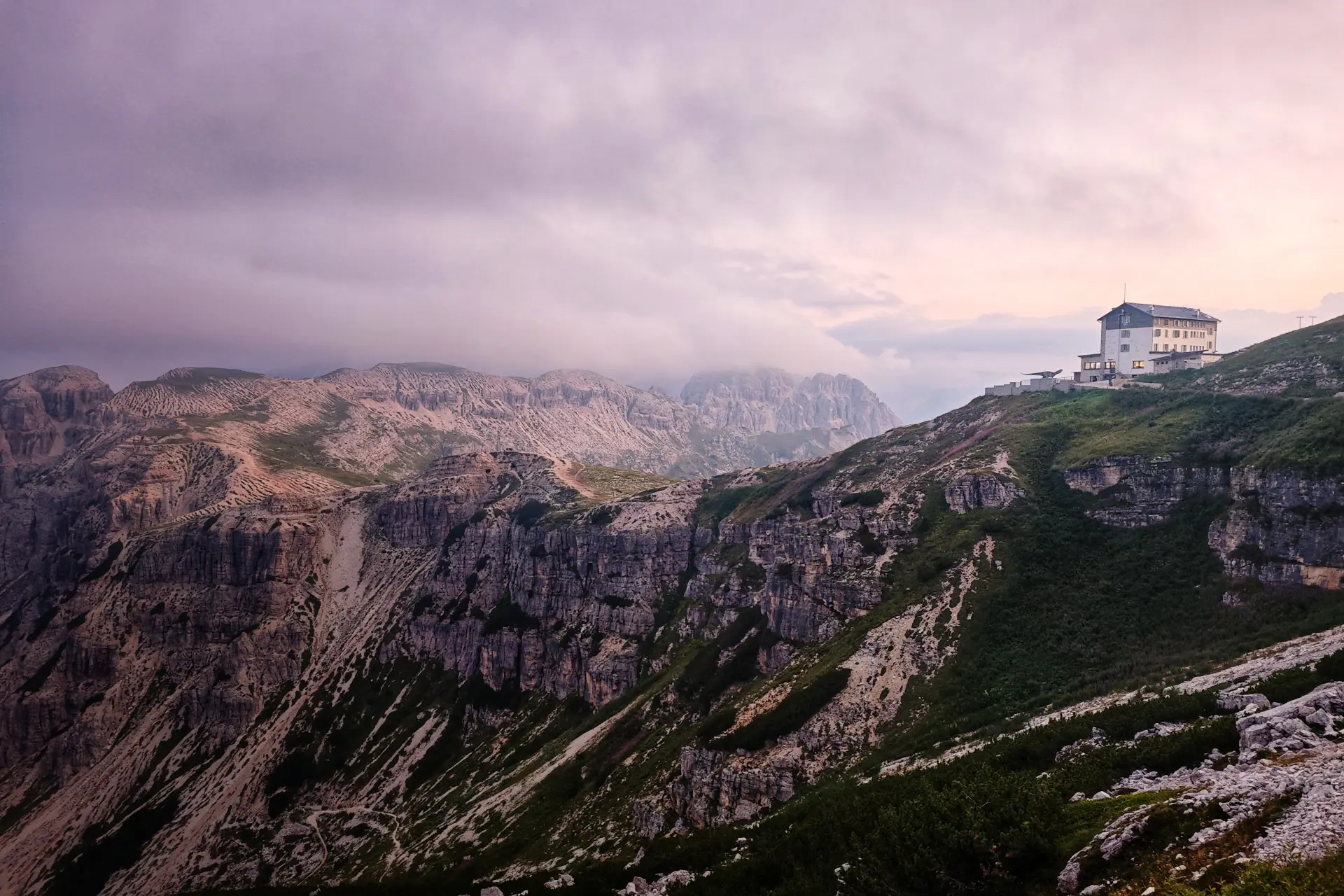 Auronzo Refuge - Dolomites